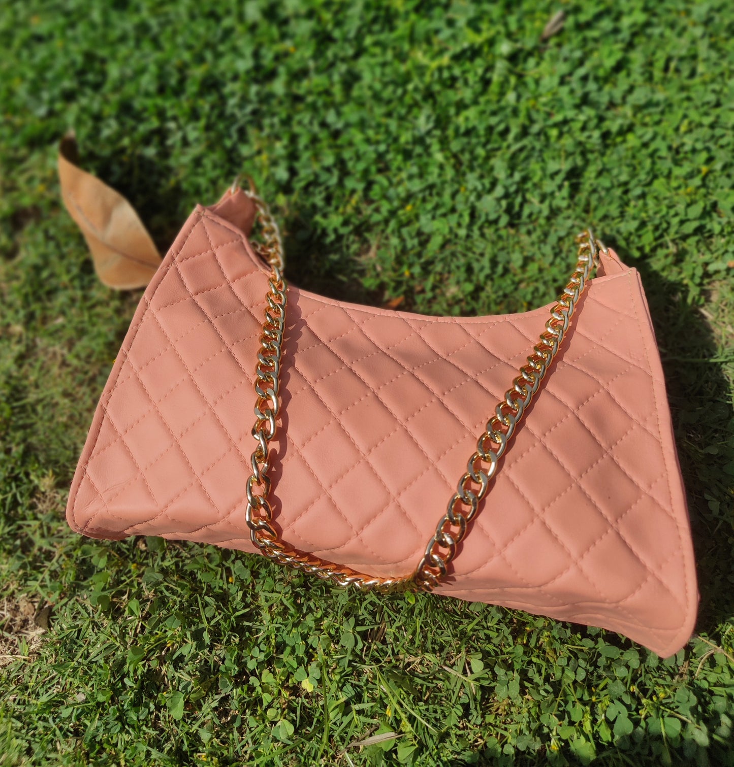 "Peachy pink" Armpit bag