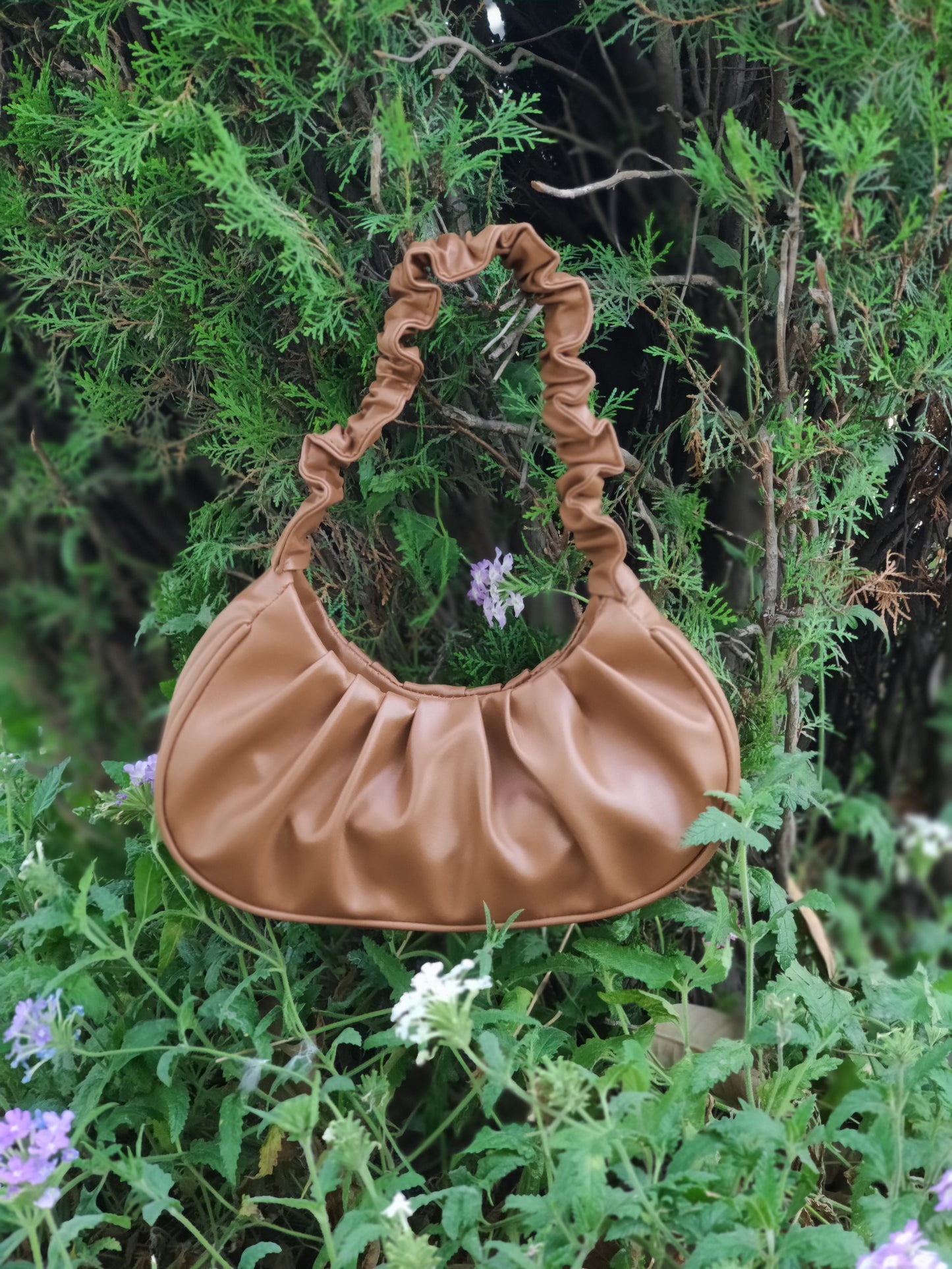 "Brown Sleek armpit" Bag