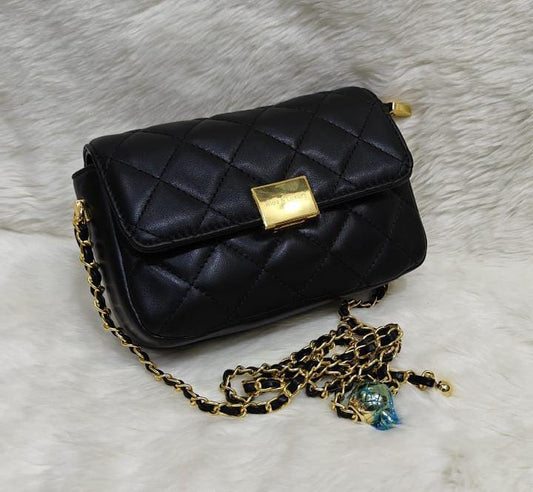 BLACK CROSSBODY STYLE